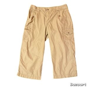 Gloria Vanderbilt Women’s Khaki 90s Capris Cargo Lightweight